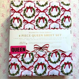 NWT - Boundary Bow and Wreath Sheet Set - Queen
